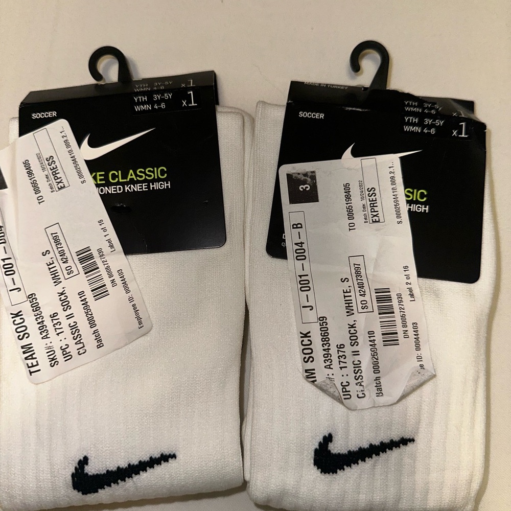 Nike White Athletic Crew Socks